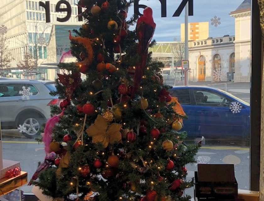 ACR - Association des commerçants de Renens - Vitrine de Noël - Salon Kraemer, Renens